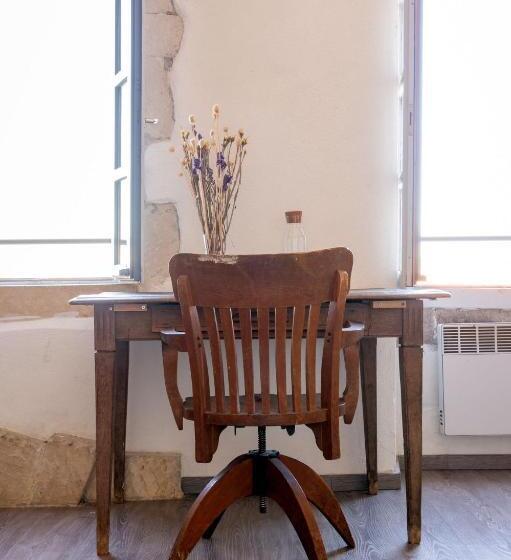 חדר סטנדרט, Le Pied De La Lettre