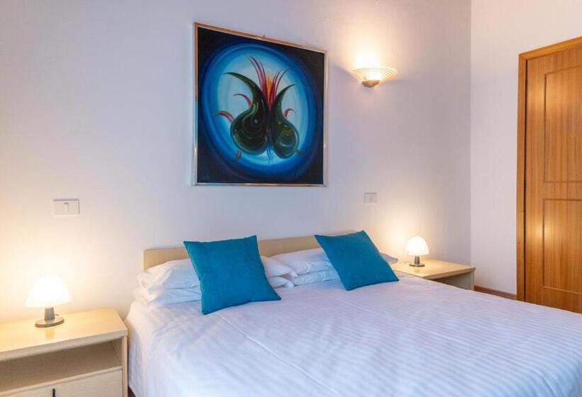 חדר סטנדרט, New Genziana