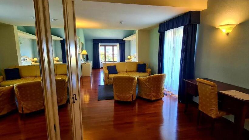 סוויטה עם מרפסת, New Genziana