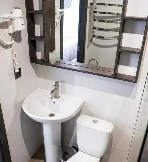 Deluxe Zimmer, Stella