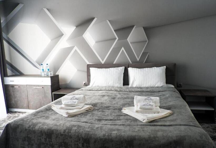 اتاق سوپریور, Stella