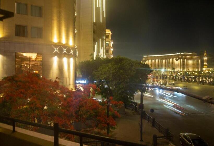 اتاق لوکس, Museum Plaza