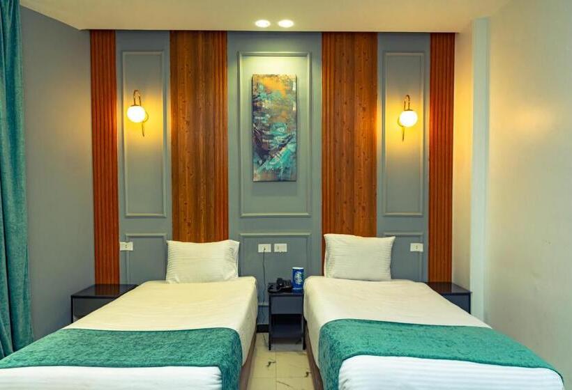 اتاق سوپریور, Museum Plaza