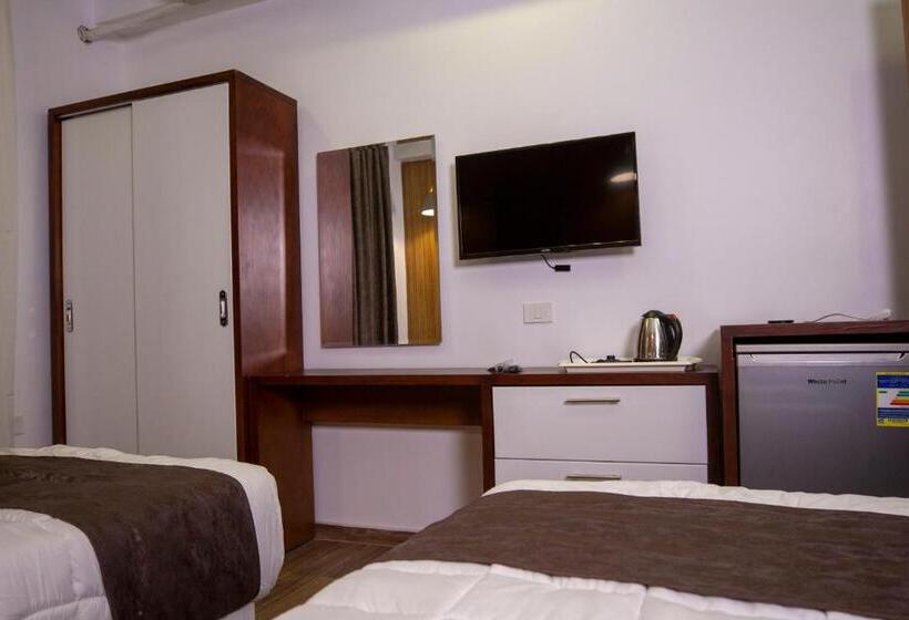 اتاق لوکس, Museum Plaza