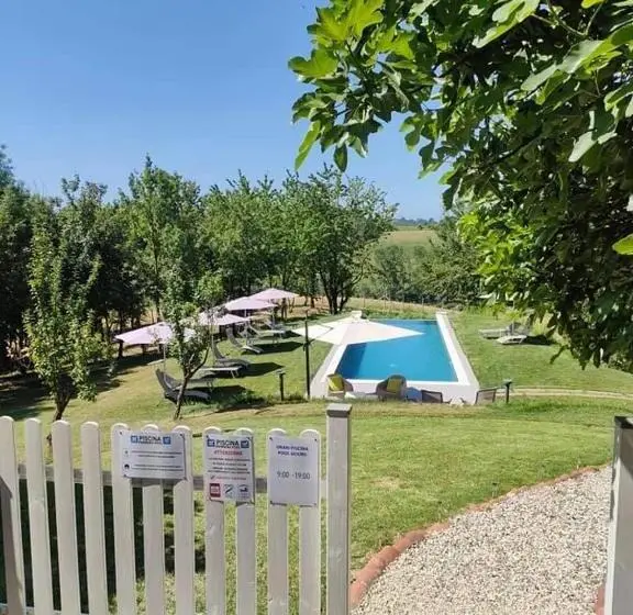 ガーデンビュースタンダードルーム, Noi Due Bed & Breakfast Nel Monferrato