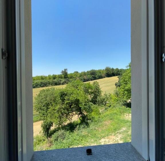 标准房带园景, Noi Due   Bed & Breakfast Nel Monferrato
