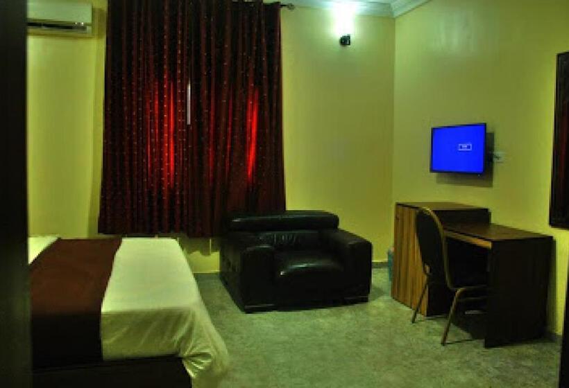 Номер Стандарт, Room In Lodge Lois Hotels Ltd Makurdi