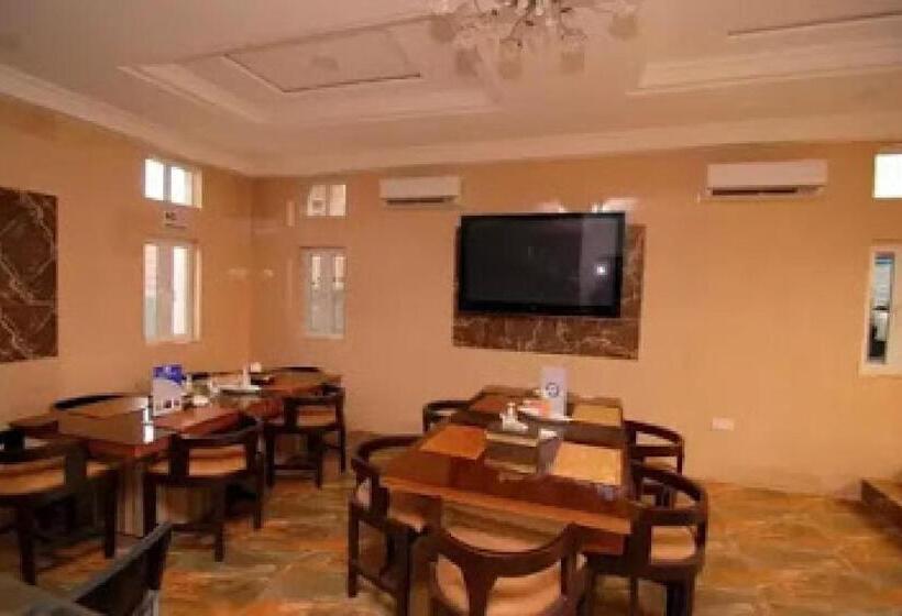 Номер Стандарт, Room In Lodge Lois Hotels Ltd Makurdi