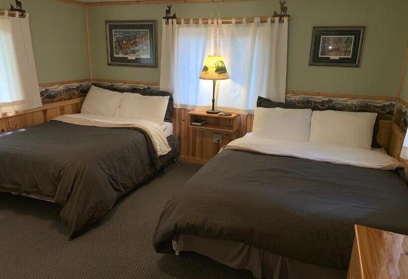 غرفة قياسية رباعية, Glacier Haven Inn