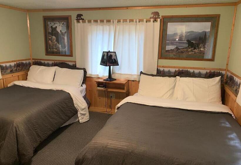 غرفة قياسية رباعية, Glacier Haven Inn