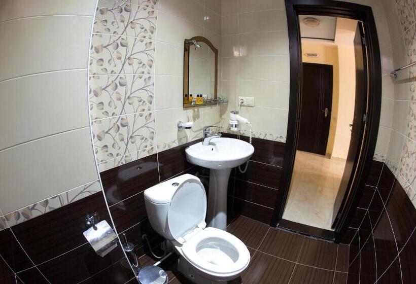 اتاق استاندارد, Guria Palace