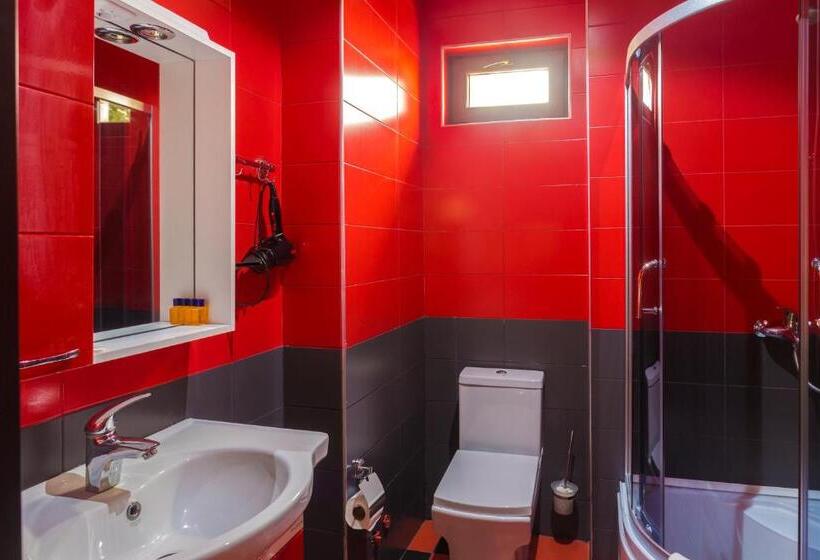 اتاق لوکس, Guria Palace