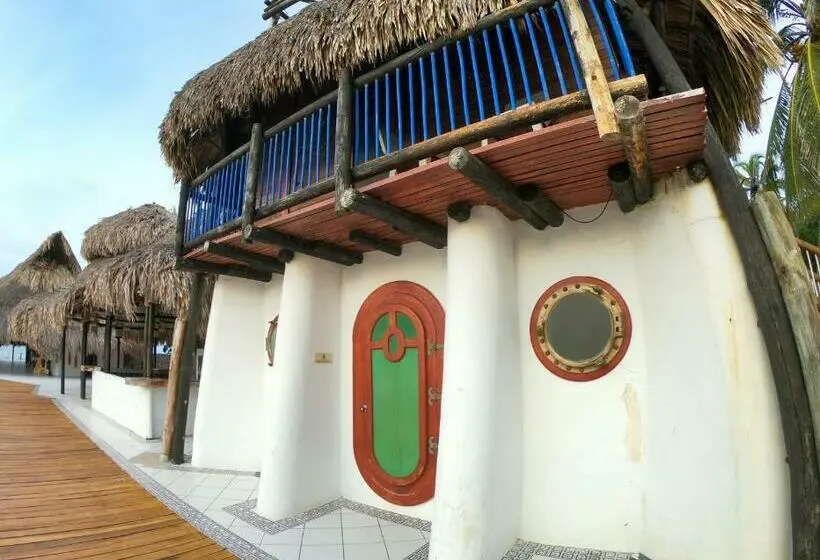 スーペリアールーム, Múcura Club