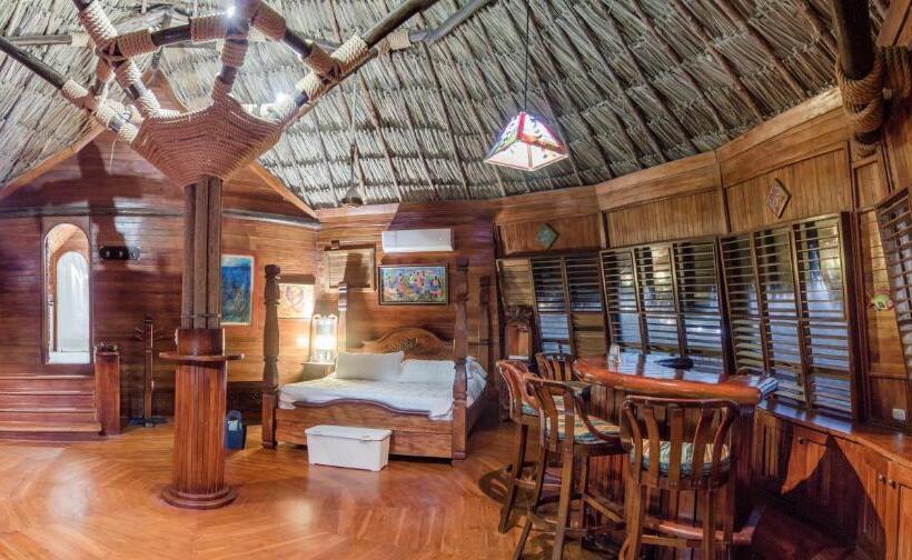 스위트, Múcura Club