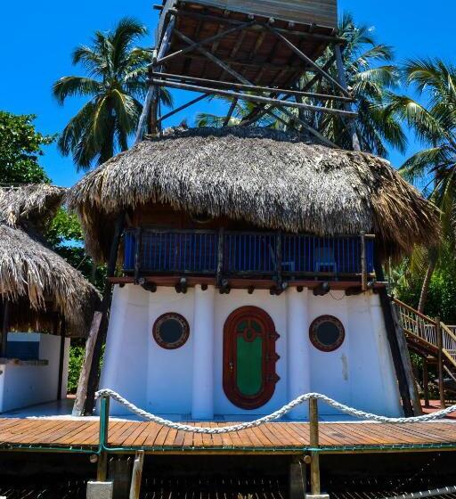 수피리어 룸, Múcura Club