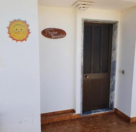 اتاق استاندارد, Hospedaria Firmino Bernardino