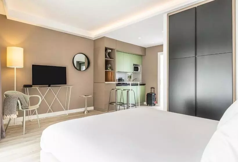 Monolocale Superiore, Aparthotel Adagio Rome Vatican