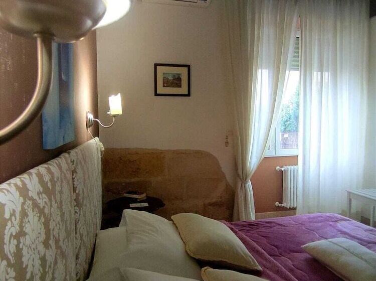 اتاق استاندارد, Aedes B&b Il Giardino Dei Sogni