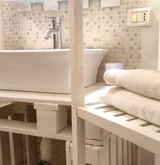 اتاق استاندارد, Aedes B&b Il Giardino Dei Sogni