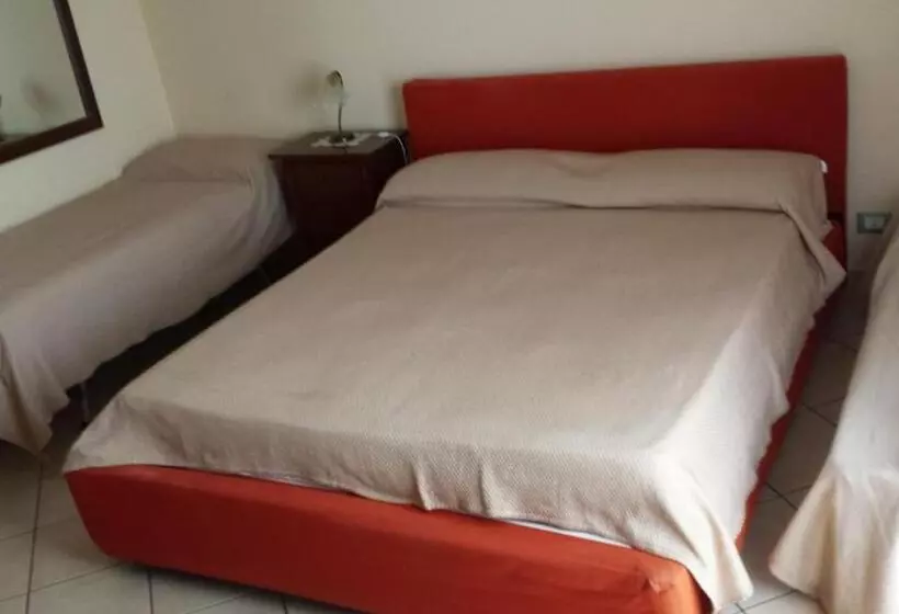 اتاق استاندارد چهار تخته, B&b Casalotto Inn