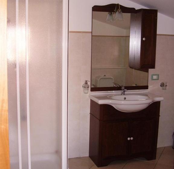 غرفة قياسية رباعية, B&b Casalotto Inn