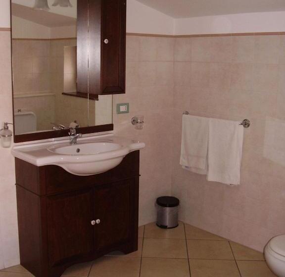 غرفة قياسية رباعية, B&b Casalotto Inn