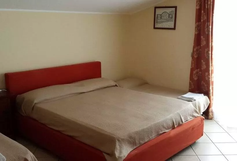 اتاق استاندارد چهار تخته, B&b Casalotto Inn