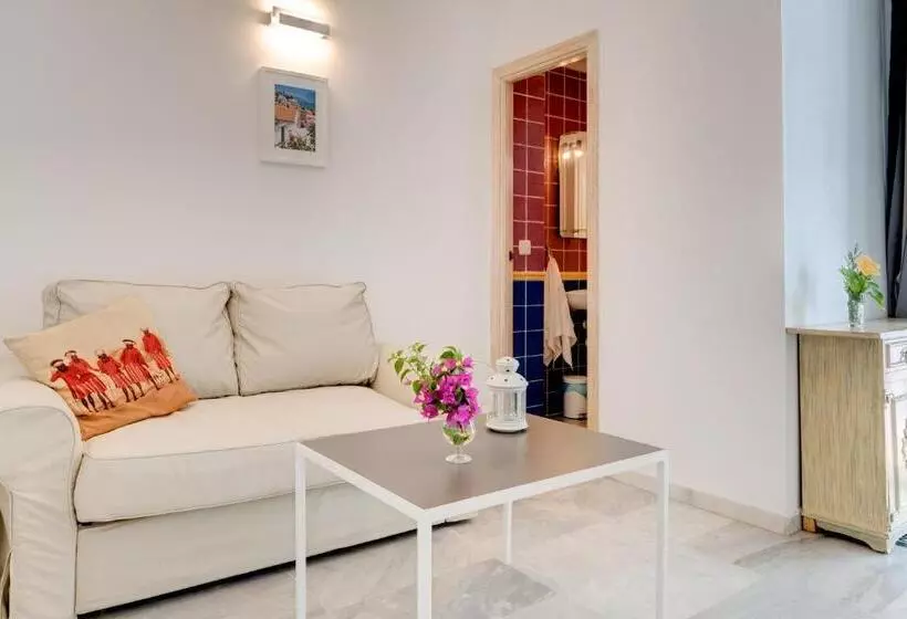 استودیو استاندارد با تخت کینگ, Hostal Alegre