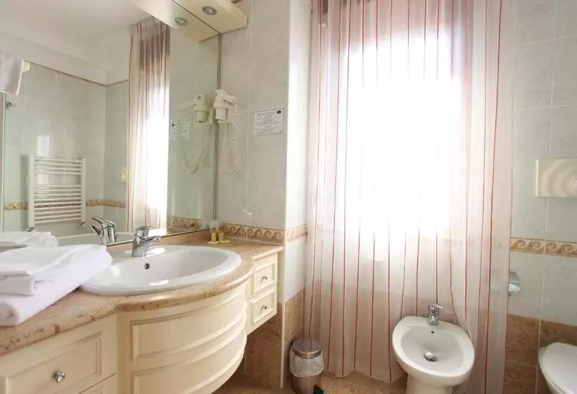 آپارتمان 2 خوابه, Altea Suites