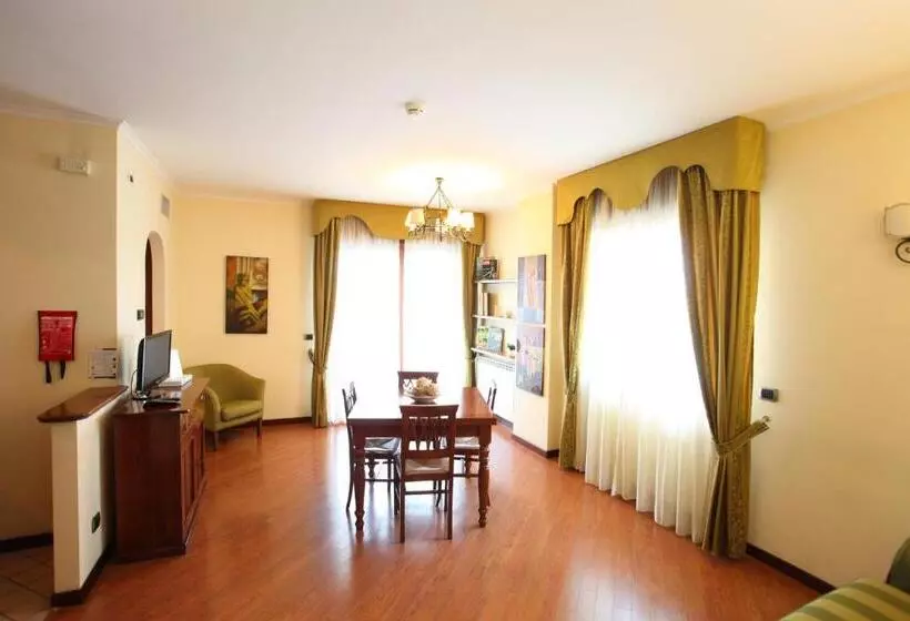 آپارتمان 2 خوابه, Altea Suites