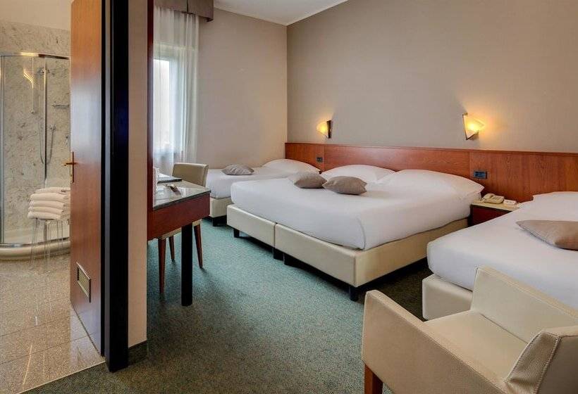 패밀리 룸, Best Western Hotel Turismo