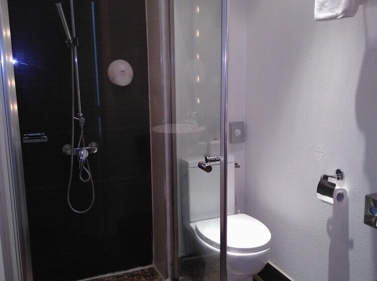 コンフォートルーム, Best Western Urban