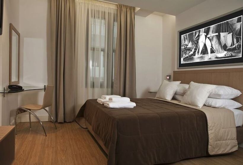 غرفة قياسية, Chic