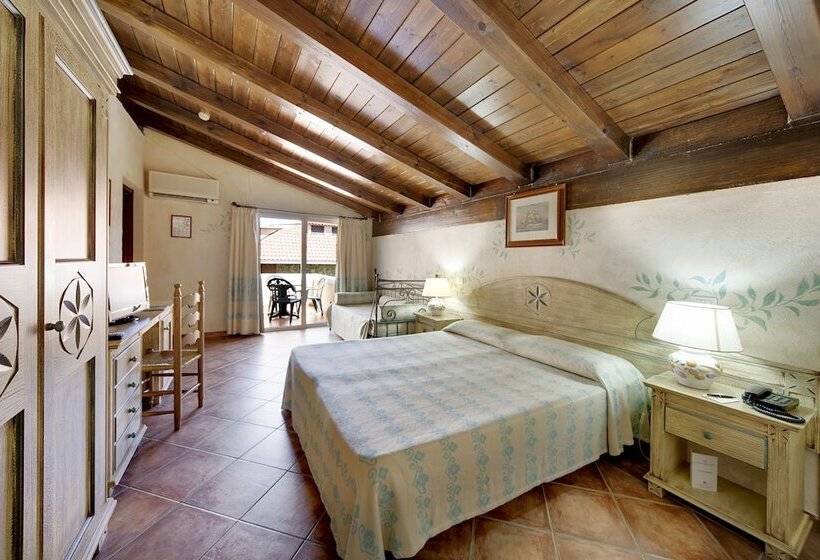 Номер Стандарт с Балконом, Colonna Beach Hotel Marinella