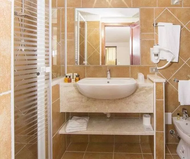 اتاق استاندارد, Colonna Beach Hotel Marinella