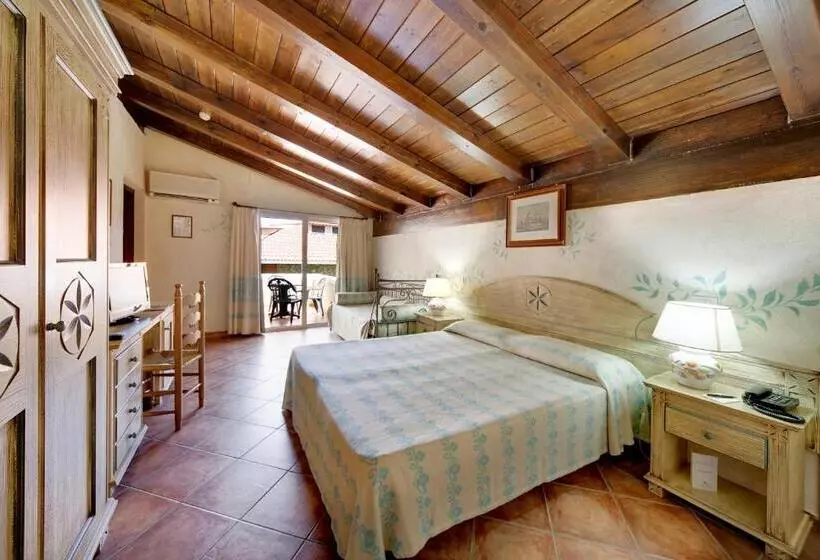اتاق استاندارد سه تخته با بالکن, Colonna Beach Hotel Marinella