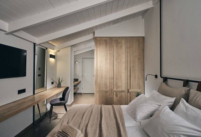 اتاق اجرایی, Contessina