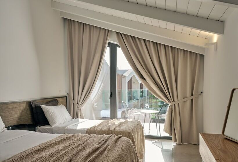 اتاق اجرایی, Contessina