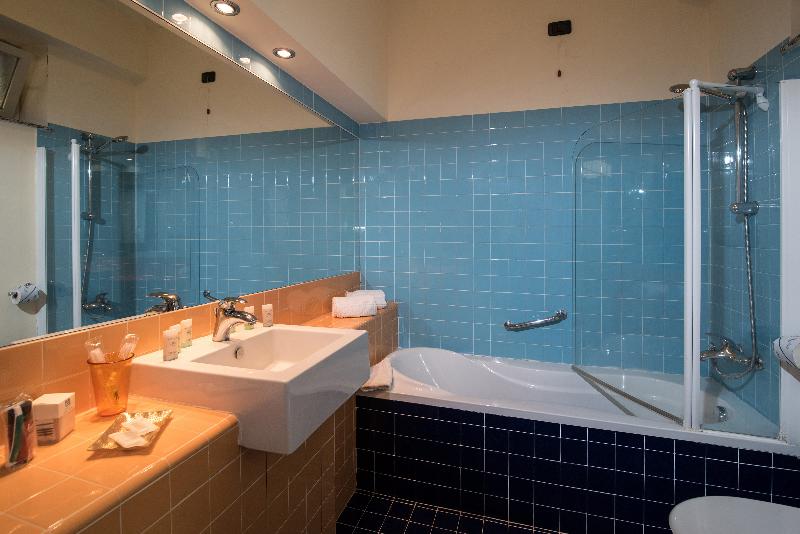 חדר סטנדרט, Gh Avalon Sikani