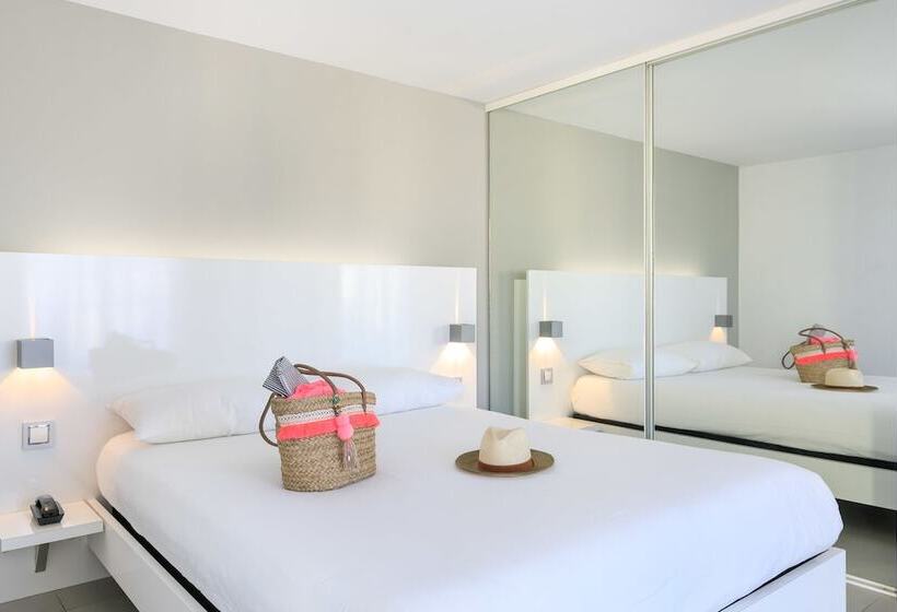 스탠다드 발코니 룸, Ibis Styles Menton Centre