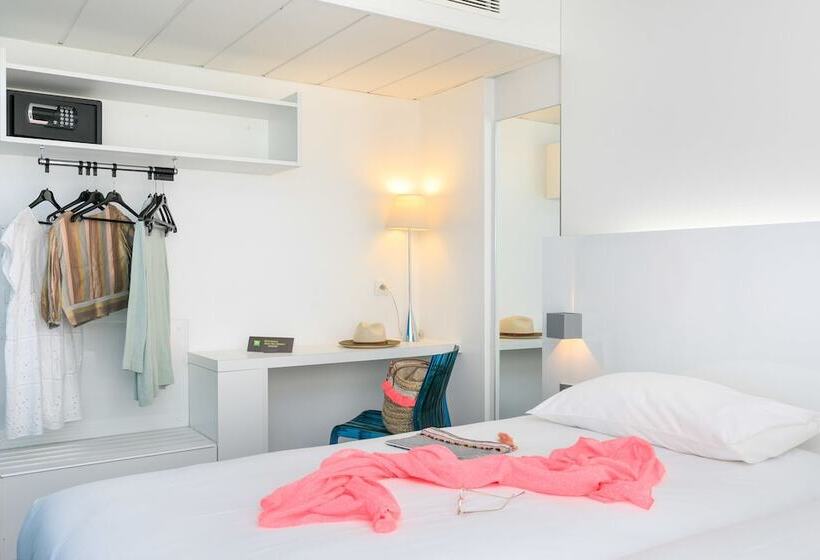 اتاق استاندارد با بالکن, Ibis Styles Menton Centre