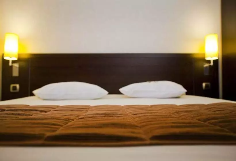ファミリールーム, Inn Design Resto Novo Carquefou