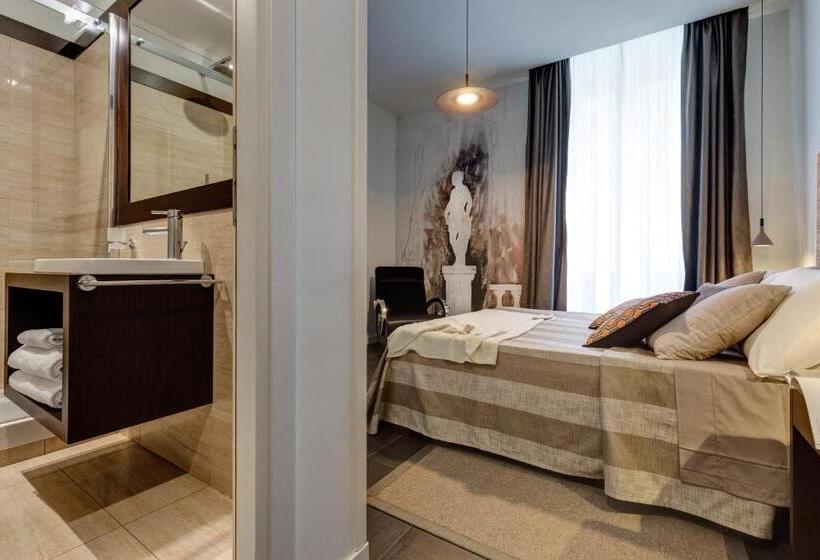 דירת חדר, Intown Luxury House