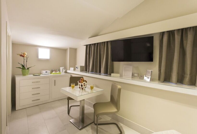 スイート, Magi House Relais