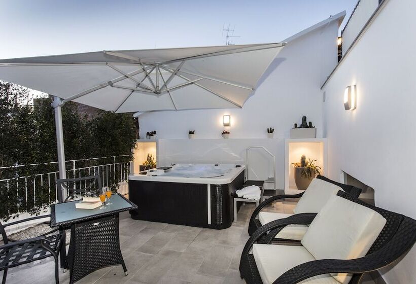 デラックススイート, Magi House Relais