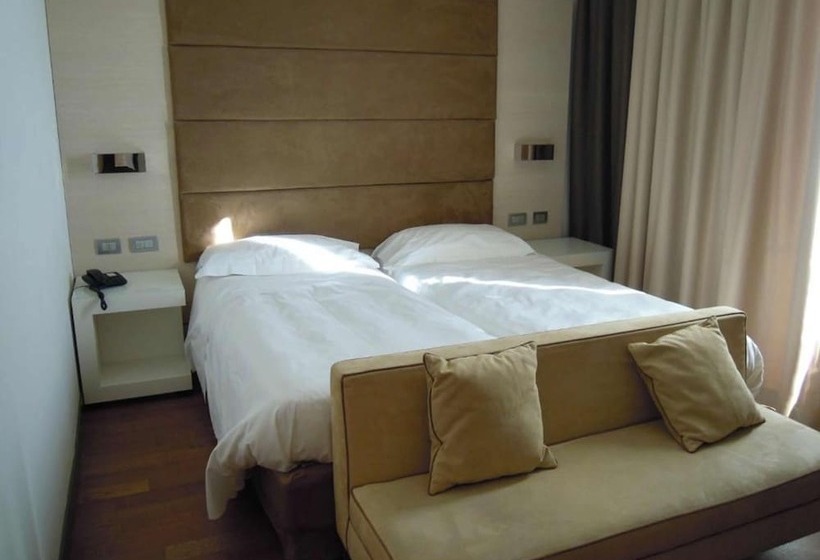 اتاق سوپریور, Pisa Tower Plaza