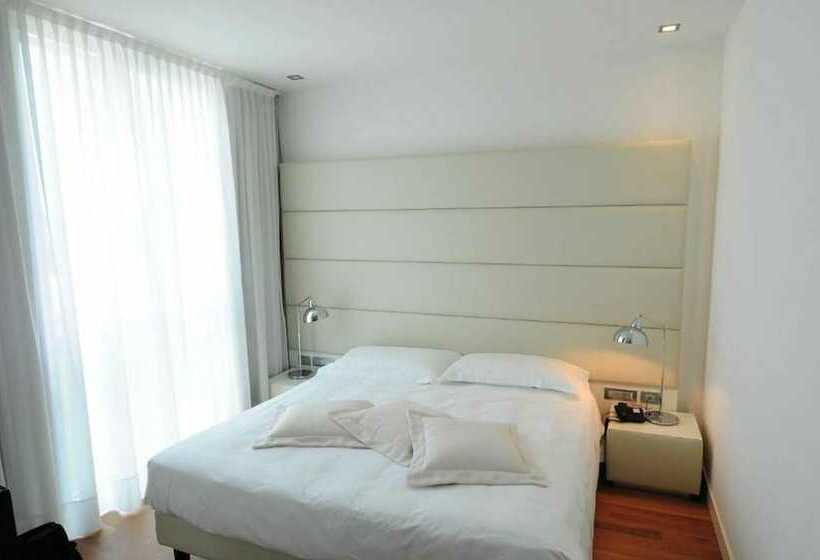 اتاق سوپریور, Pisa Tower Plaza