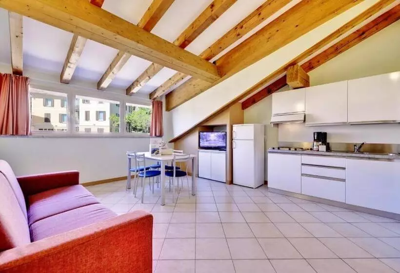 1ベッドルームペントハウスアパート, Residence Zust