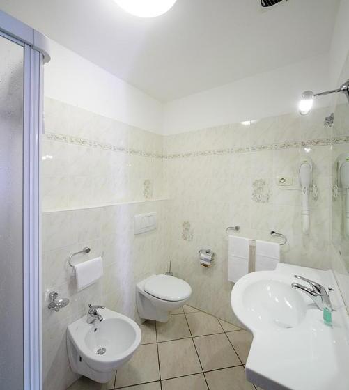 Апартаменты с 1 спальней, смежные, Residence Zust