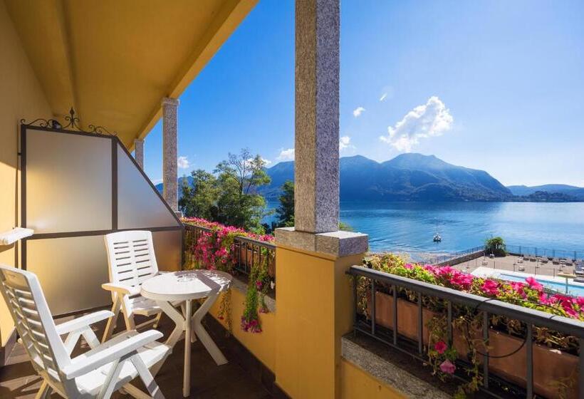 اتاق استاندارد با چشم‌انداز دریاچه, Residence Zust